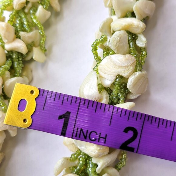 Chunky Green Shell Necklace ,Chips and  Green Beads Bib Necklace - Picture 12 of 14